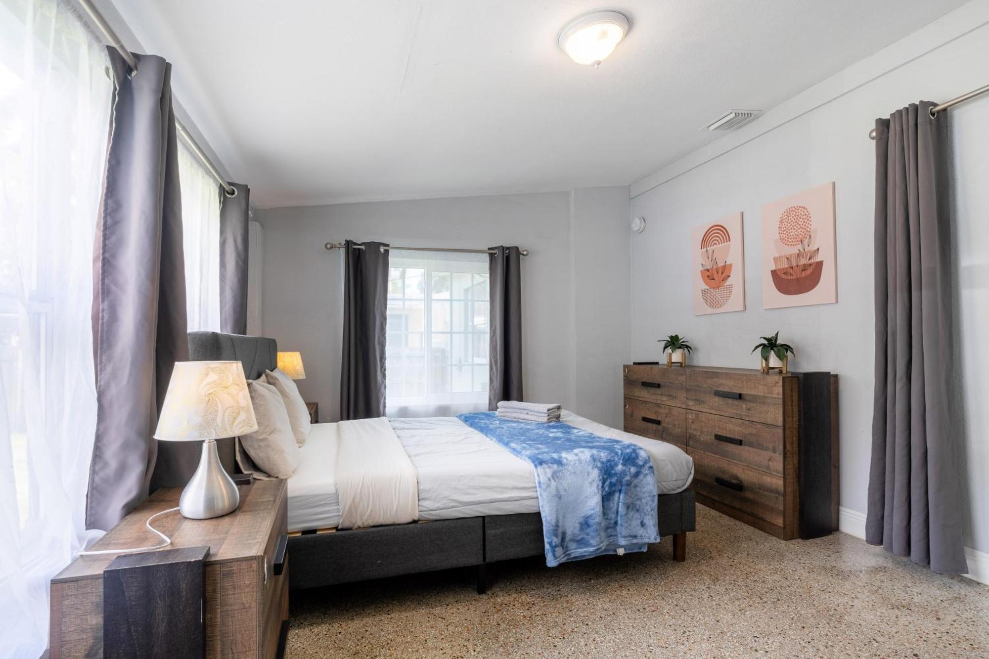 Hollywood Peaceful Hostel Ngoại thất bức ảnh
