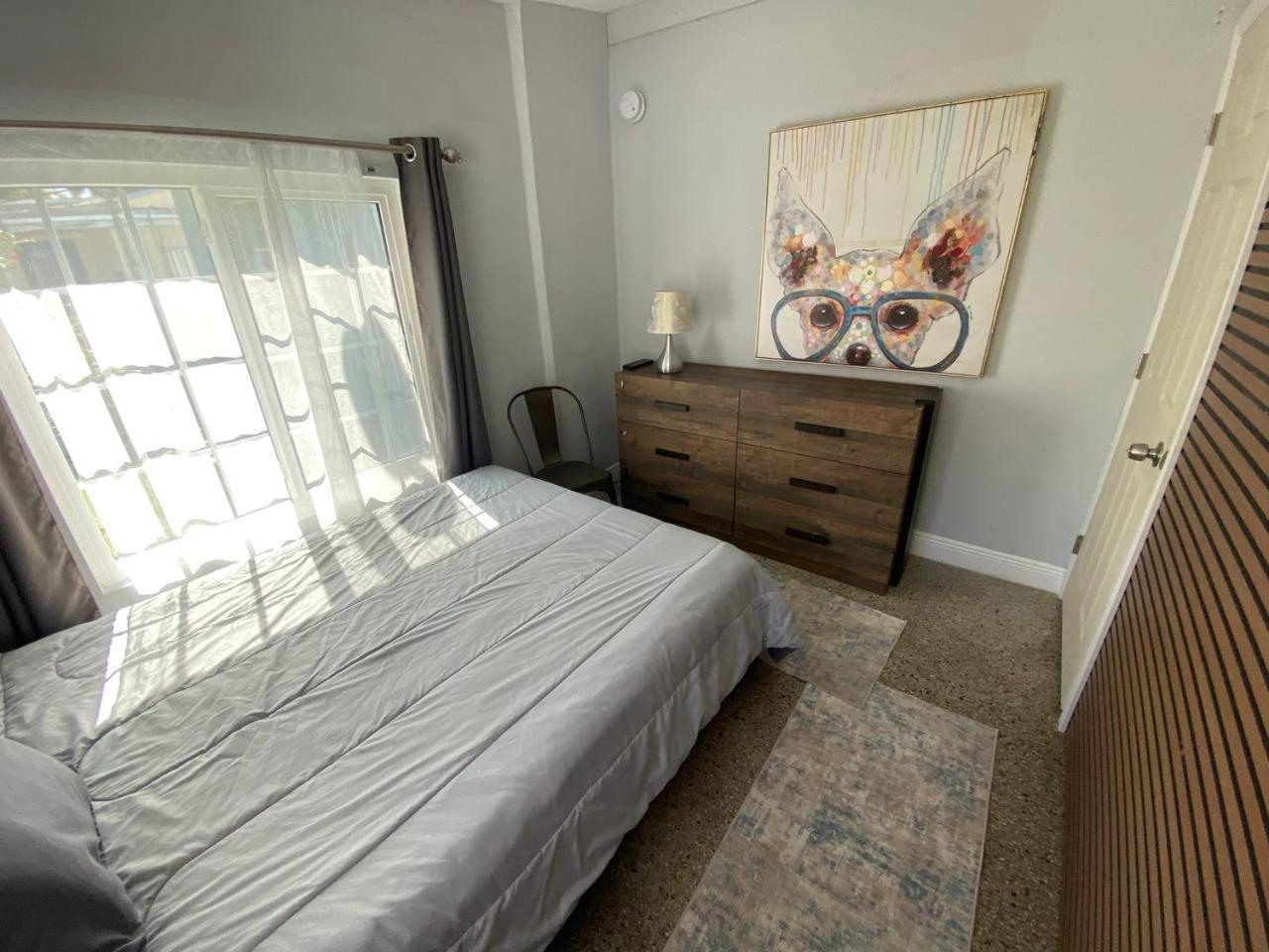 Hollywood Peaceful Hostel Ngoại thất bức ảnh